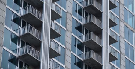 Leasehold flats and service charges in a UK apartment development