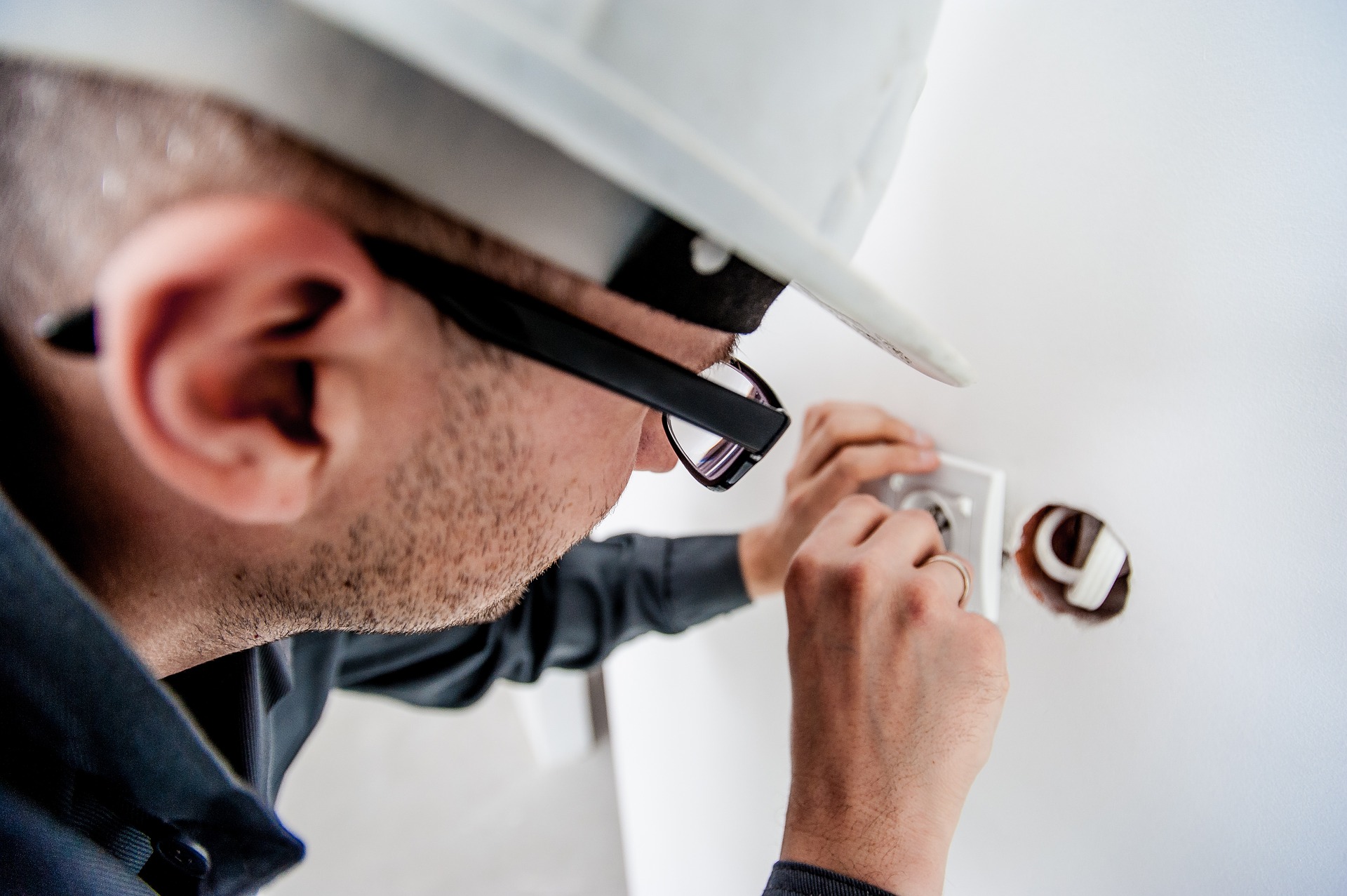 Safety Requirements for Landlords - Electrician